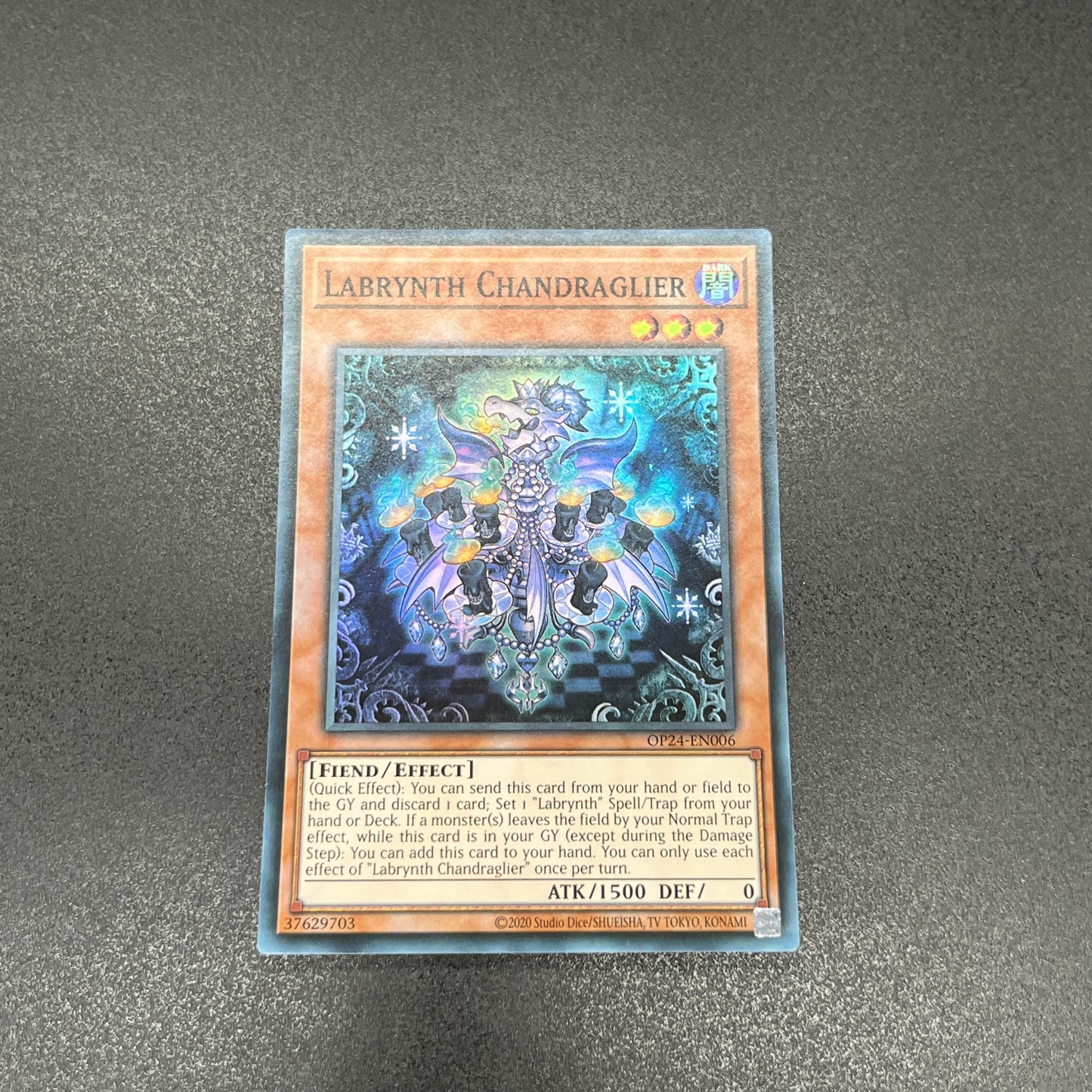 遊戯王 白銀の城の竜飾灯/スーパー/英語