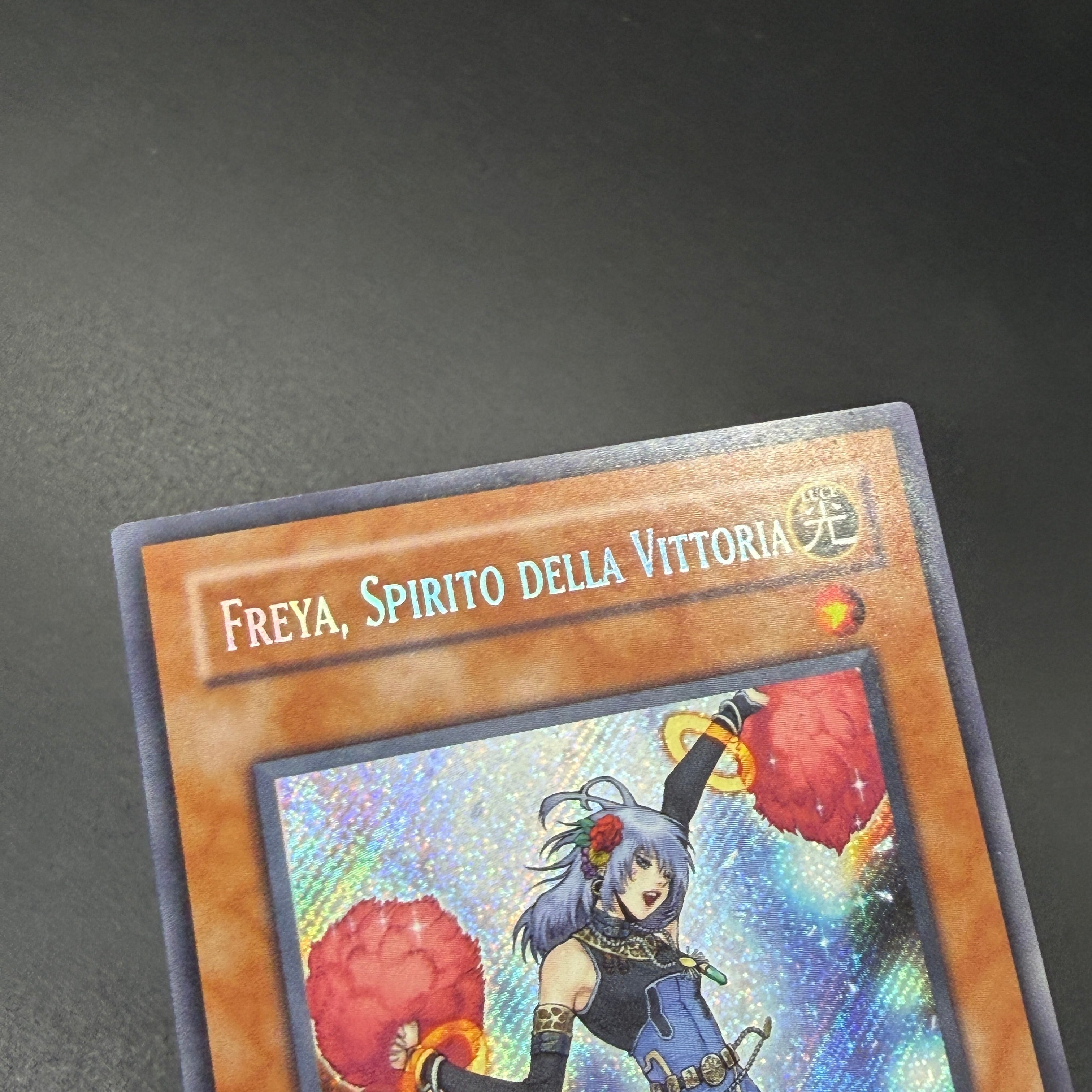 遊戯王 勝利の導き手フレイヤ/シークレット/イタリア語/EU版 – カード