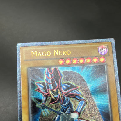 遊戯王　ブラック・マジシャン/レリーフ/イタリア語/1st/EU版