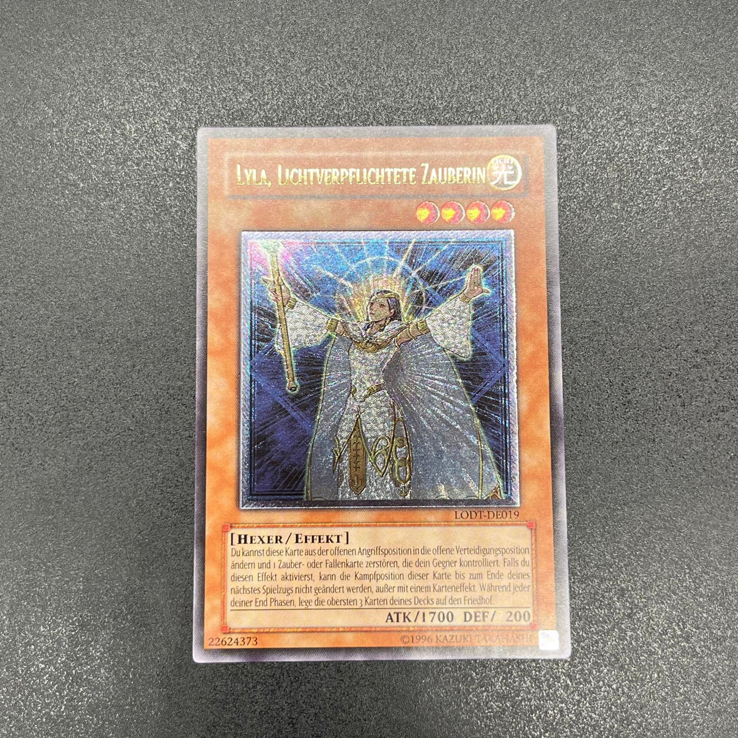 ライトロードマジシャンライラ1stアルティメットレア ライトロードマジシャンライラ1stアルティメットレア